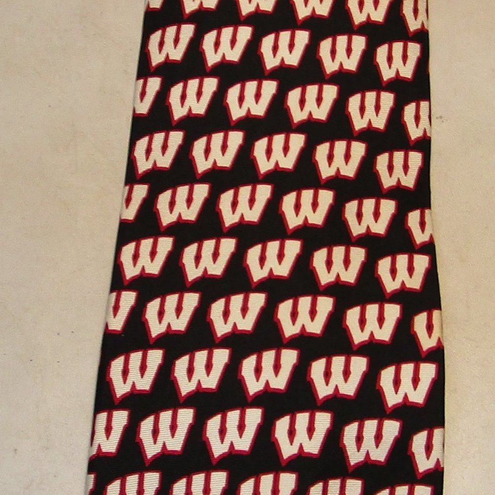 Vintage 2003 Ralph Marlin University of Wisconsin Men's Neck Tie